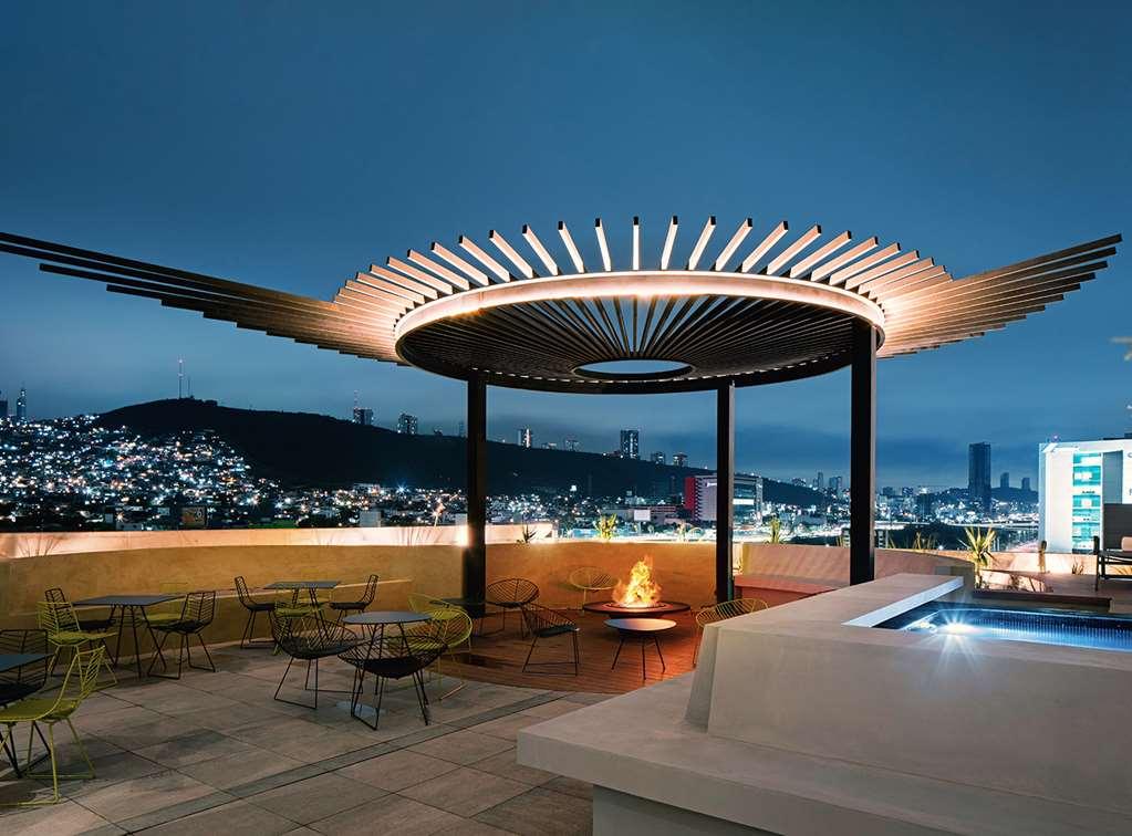 Hotel Galeria Plaza Monterrey Facilidades foto Rooftop at the hotel