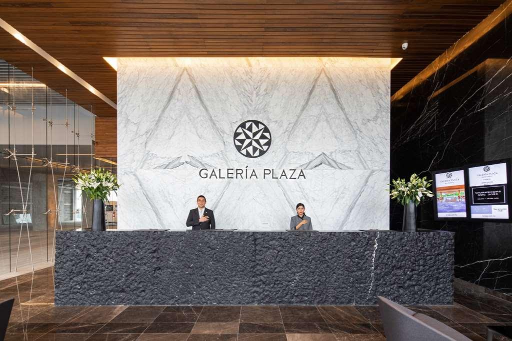 Hotel Galeria Plaza Monterrey Interior foto The lobby of the shopping mall