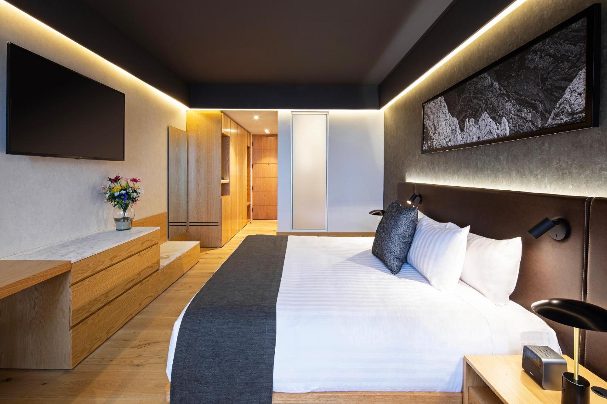 Hotel Galeria Plaza Monterrey Exterior foto A room at the hotel