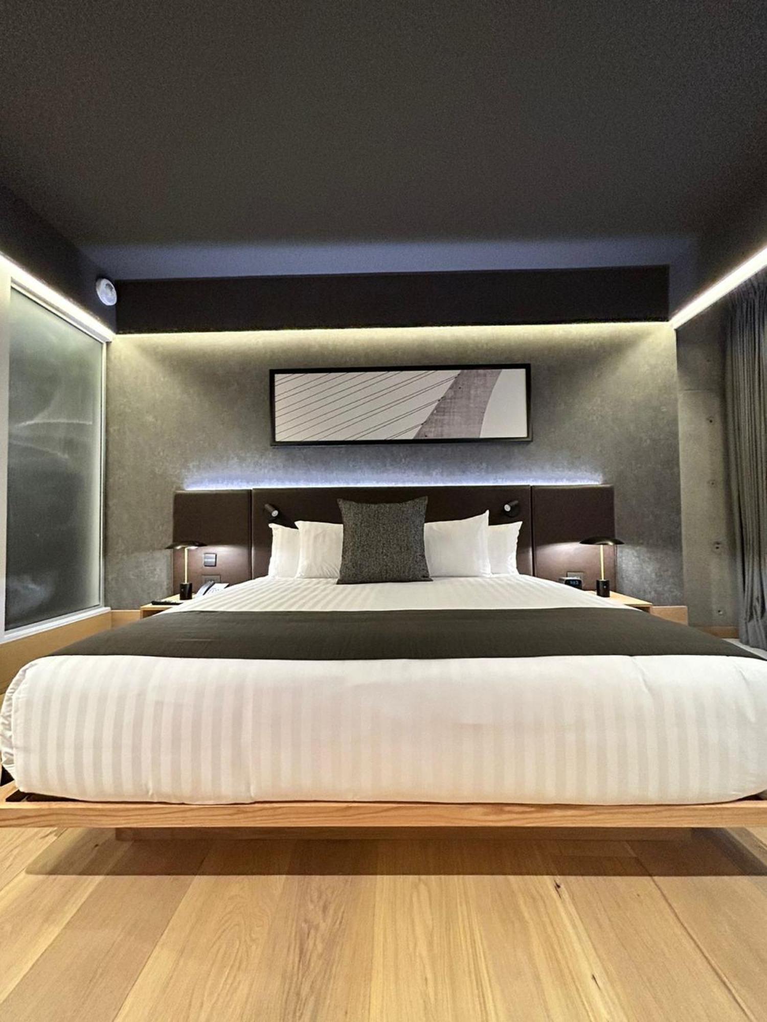 Hotel Galeria Plaza Monterrey Exterior foto A bedroom at the hotel